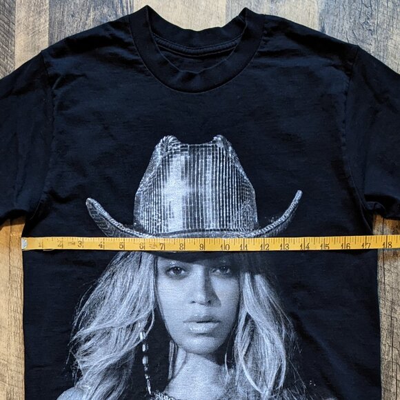 Beyonce Renaissance World Tour 2023 Graphic Tee Small - Picture 6 of 6